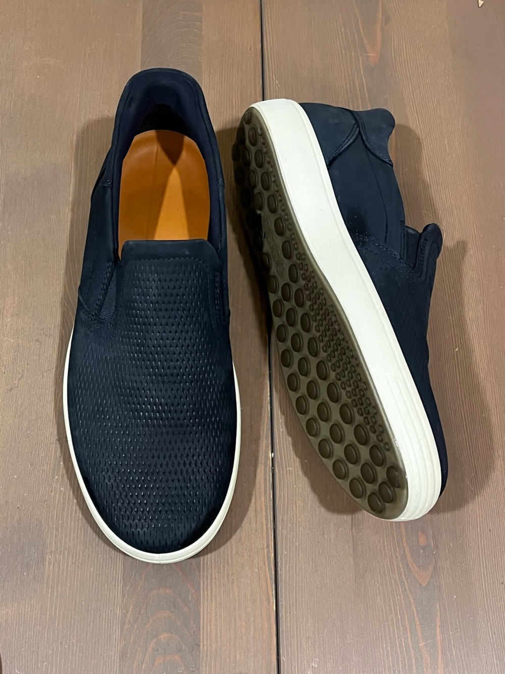 Ecco "Soft 7" Easy Slip on Sneakers Mens 9/9.5 Navy Leather Hands Free Comfort